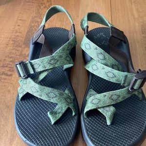 Excellent used condition Chaco sandals
